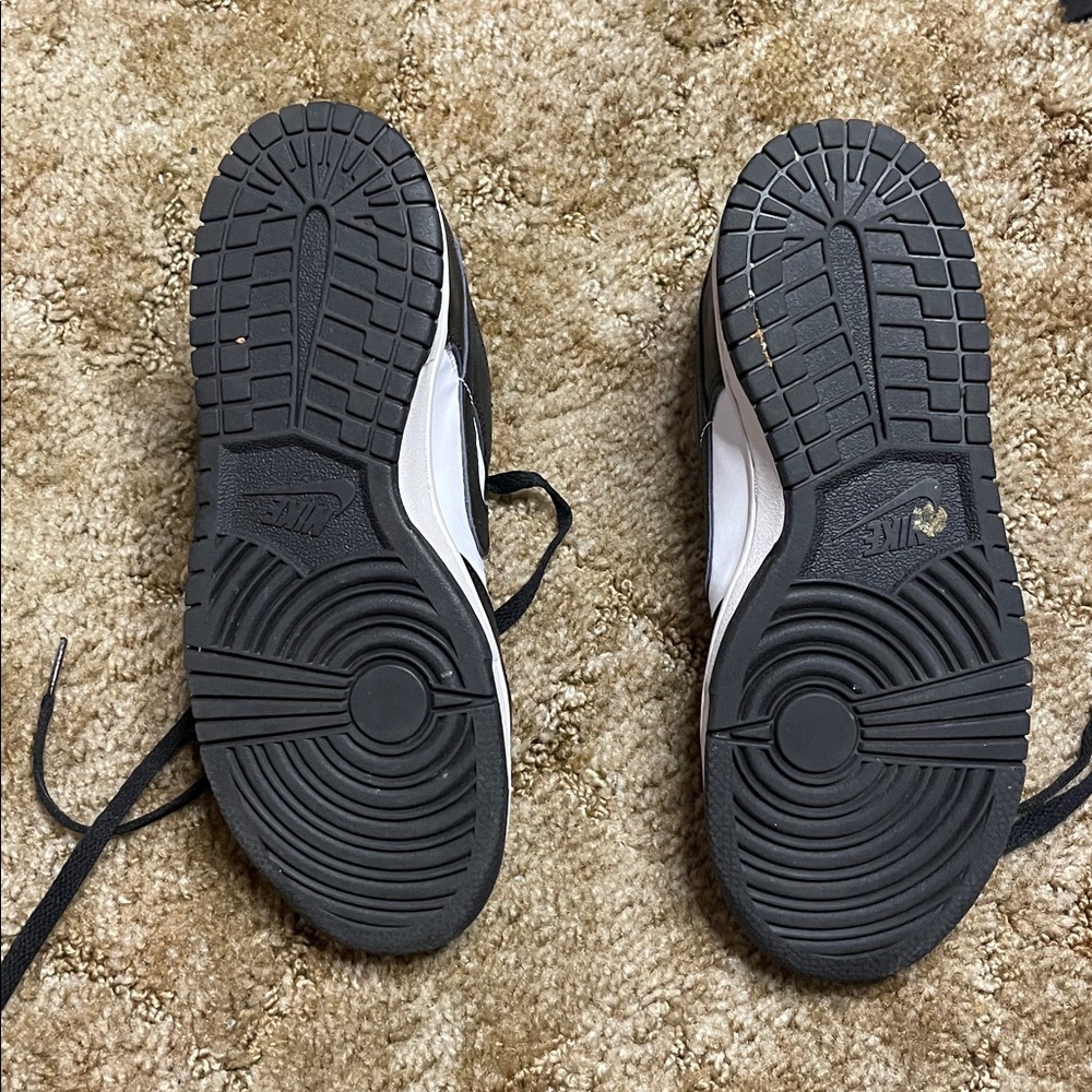 Nike Panda Dunk Lows - Picture 5 of 5